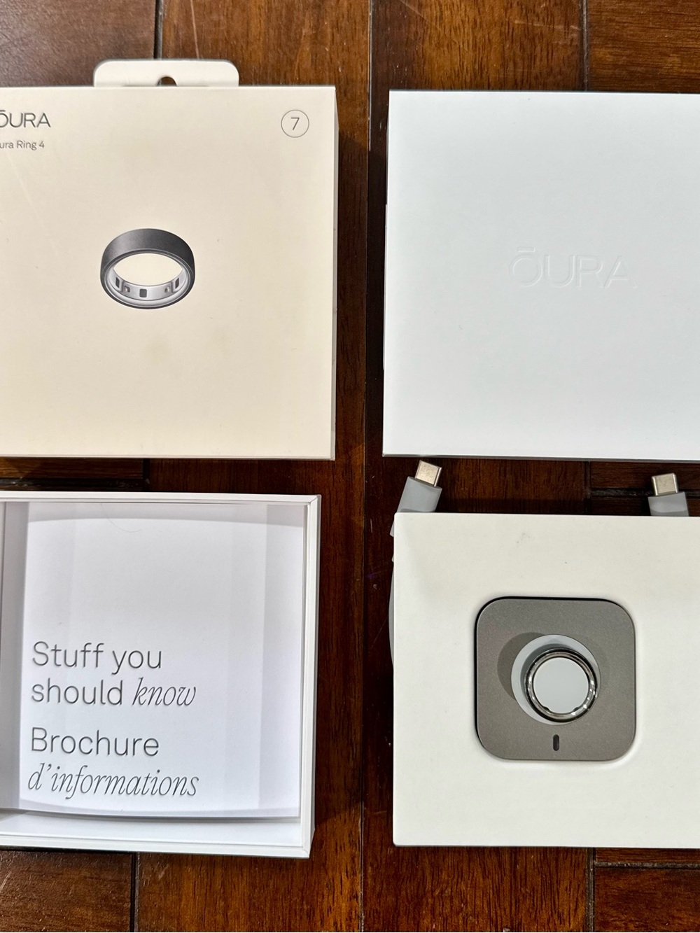 Oura Ring 4 Size 7 Stealth with Charger Dock